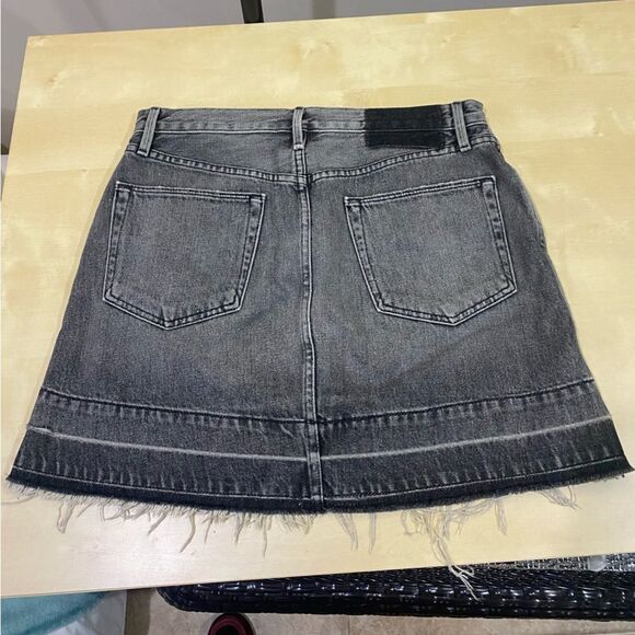 Frame Faded Black 'Broderick Avenue' 'Rigid Re-Release Le High Mini' Skirt - Picture 3 of 8